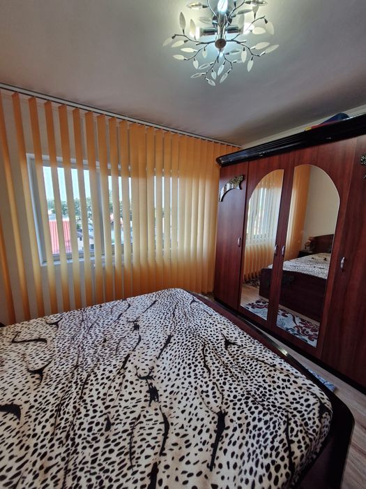 Apartament 2 camere de închiriat