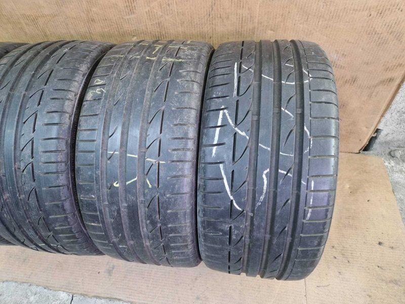 4 Bridgestone R18 245/35
летни гуми Runflat 
DOT3920