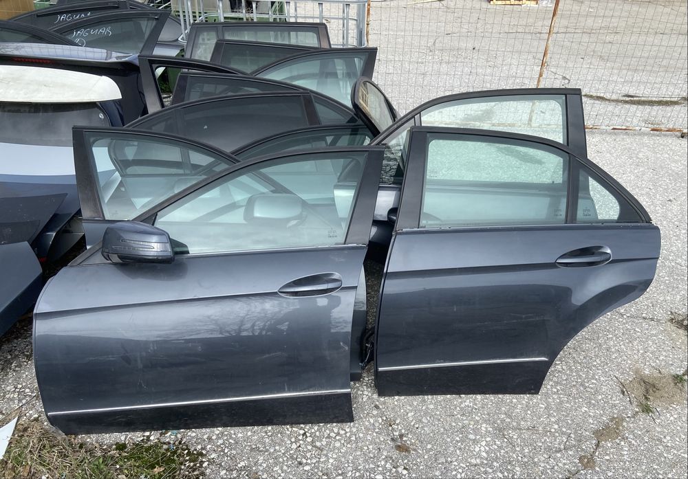 Врата, капак/багажник Мерцедес Е / Mercedes W212