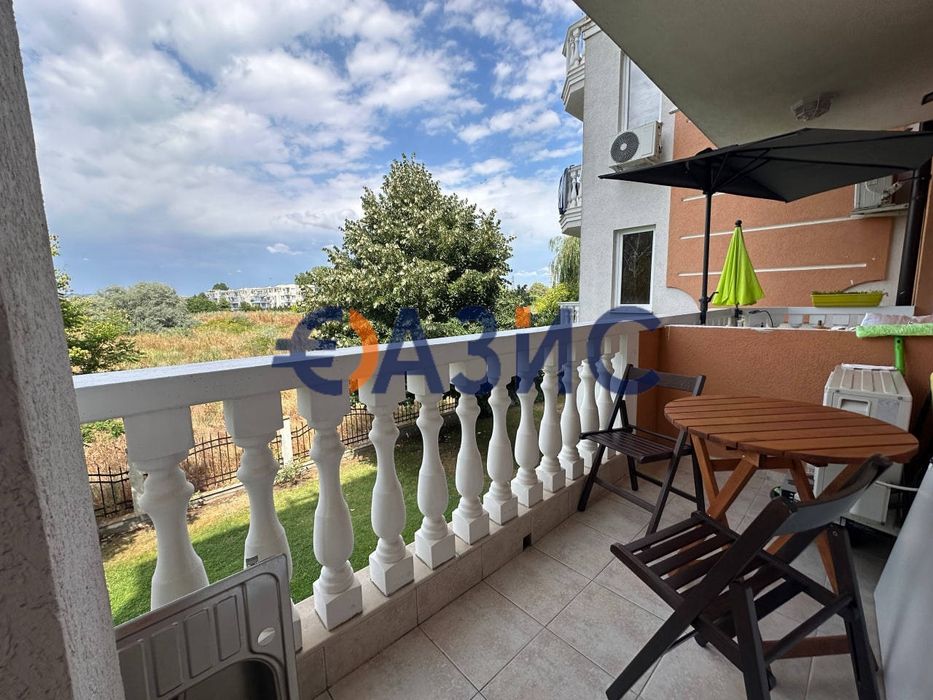 Продава се Двустаен апартамент в к.к. Слънчев бряг - 42 кв.м за 1477 €/кв.м - Снимка #11