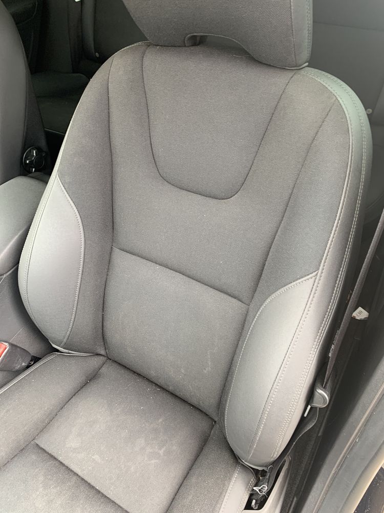 Scaune interior Volvo v60 stare f buna! Complet!