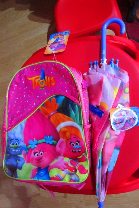 Ghiozdan roz,Noriel,cls.1,2,3,4+ umbrela trol Poppy