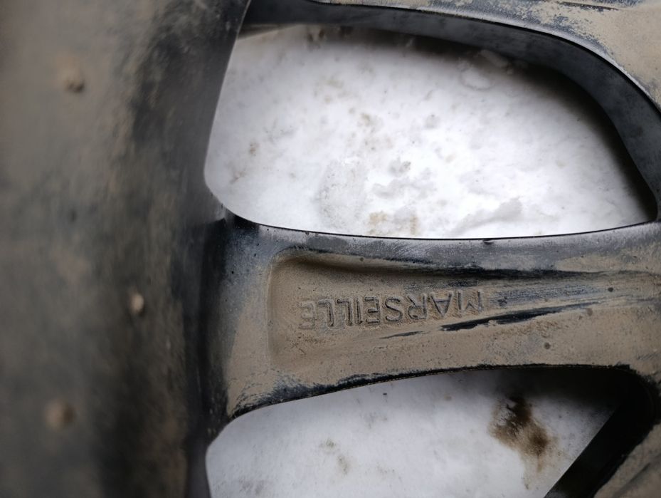 Почти новый диски