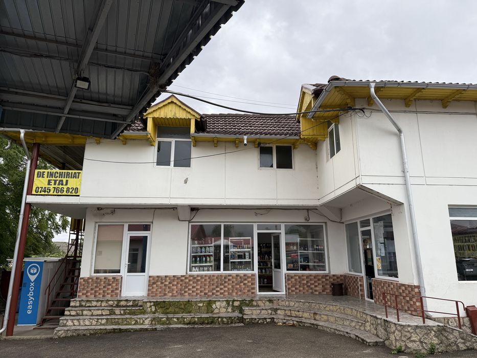 Spațiu comercial 68 m² de închiriat, la etaj, zonă centrală – Topolog