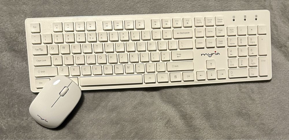 Tastatura, mouse wireless