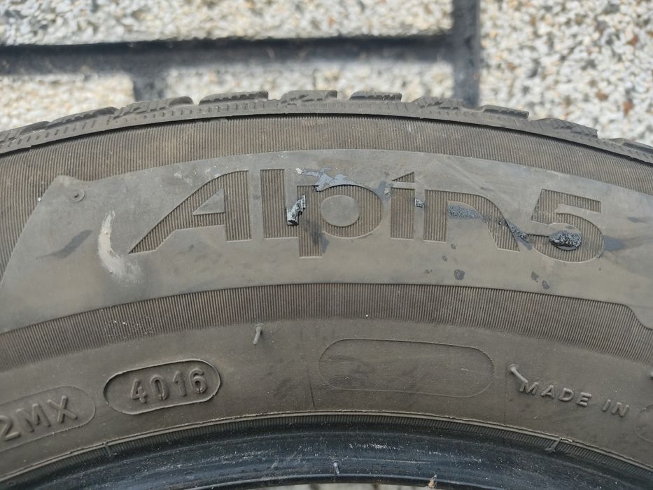 Зимни Гуми  - 225 55 R16 - Michelin Alpin 5
