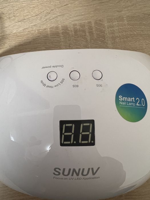 UV лампа за маникюр