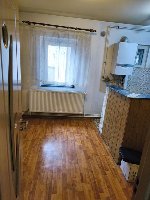 Vând apartament Petrila