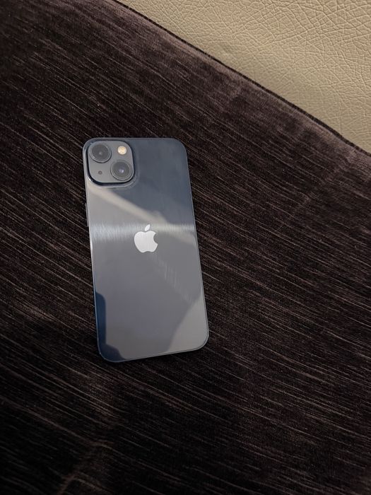 Iphone 13 В добро състояние
