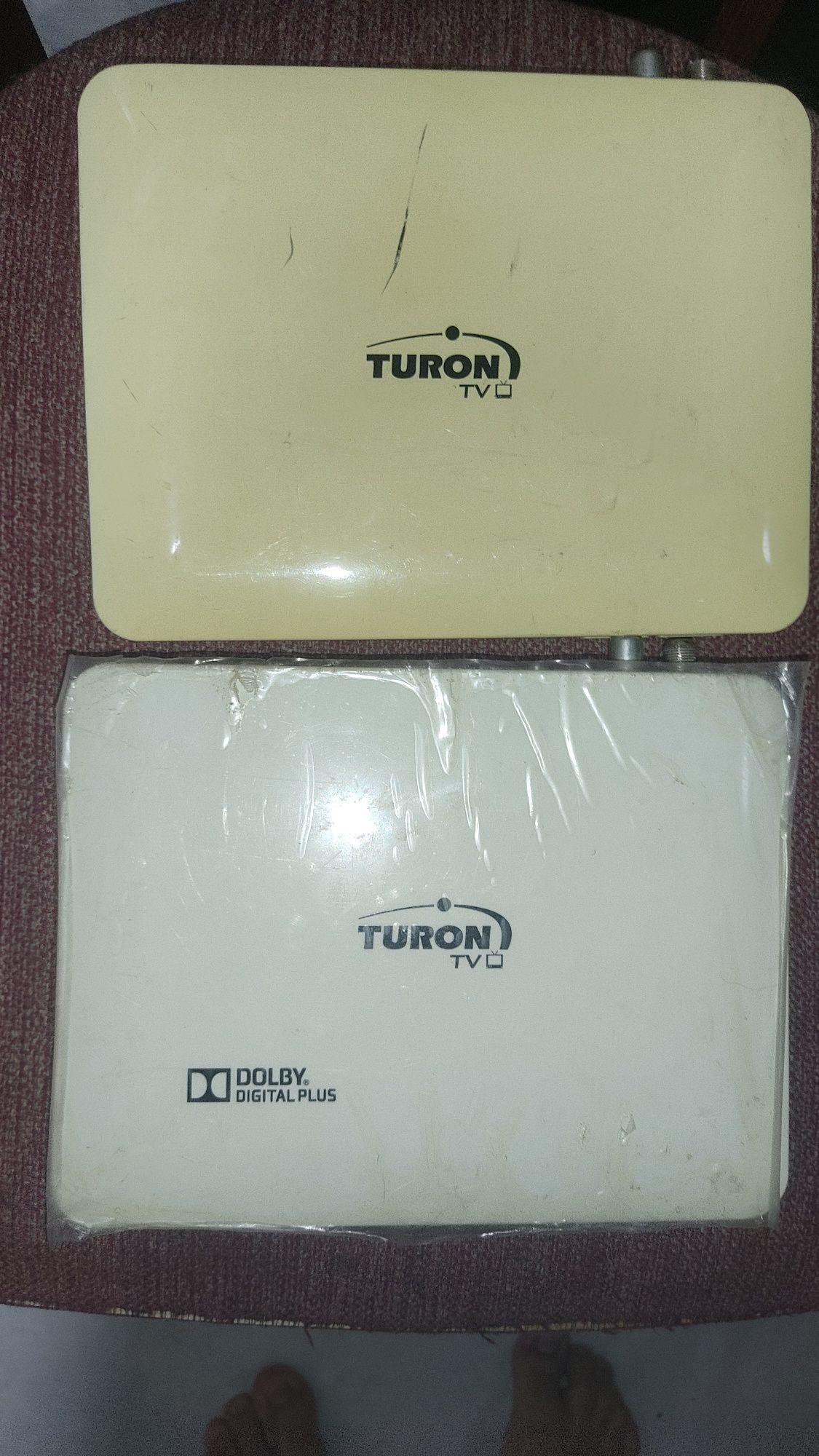 Цифровой тюнер Turon telecom старого образца