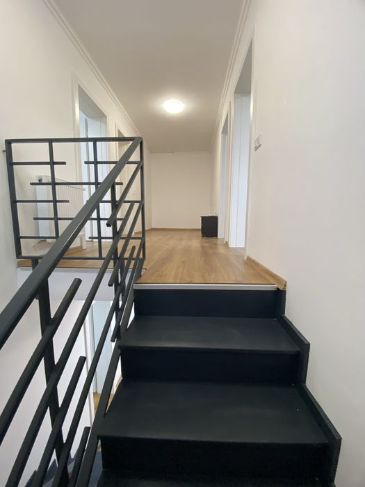 Casă de vânzare în Hlincea la 3 minute de bd. Poitiers