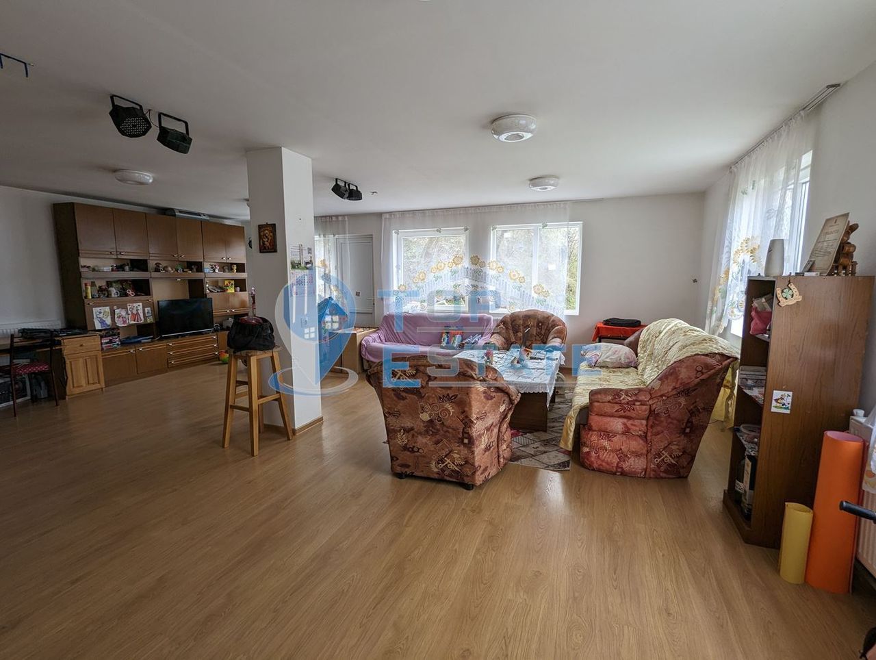 Продава се Къща в Дряново - 225 кв.м за 431 €/кв.м - Снимка #4