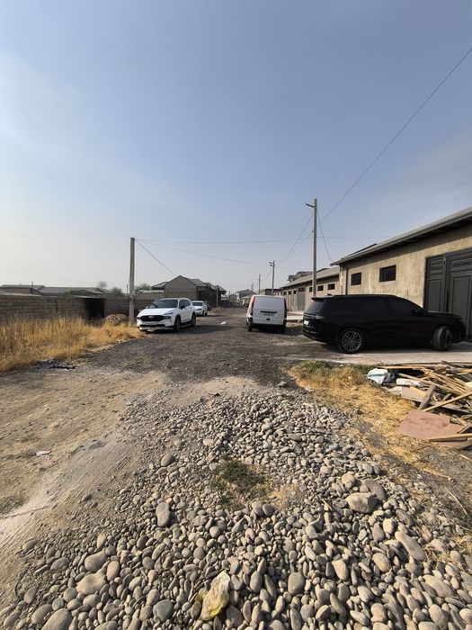 Земля 3,8 соток ХОНАБАД . ФАСАД 15 метров . Глубина 26 метров. 72.000.