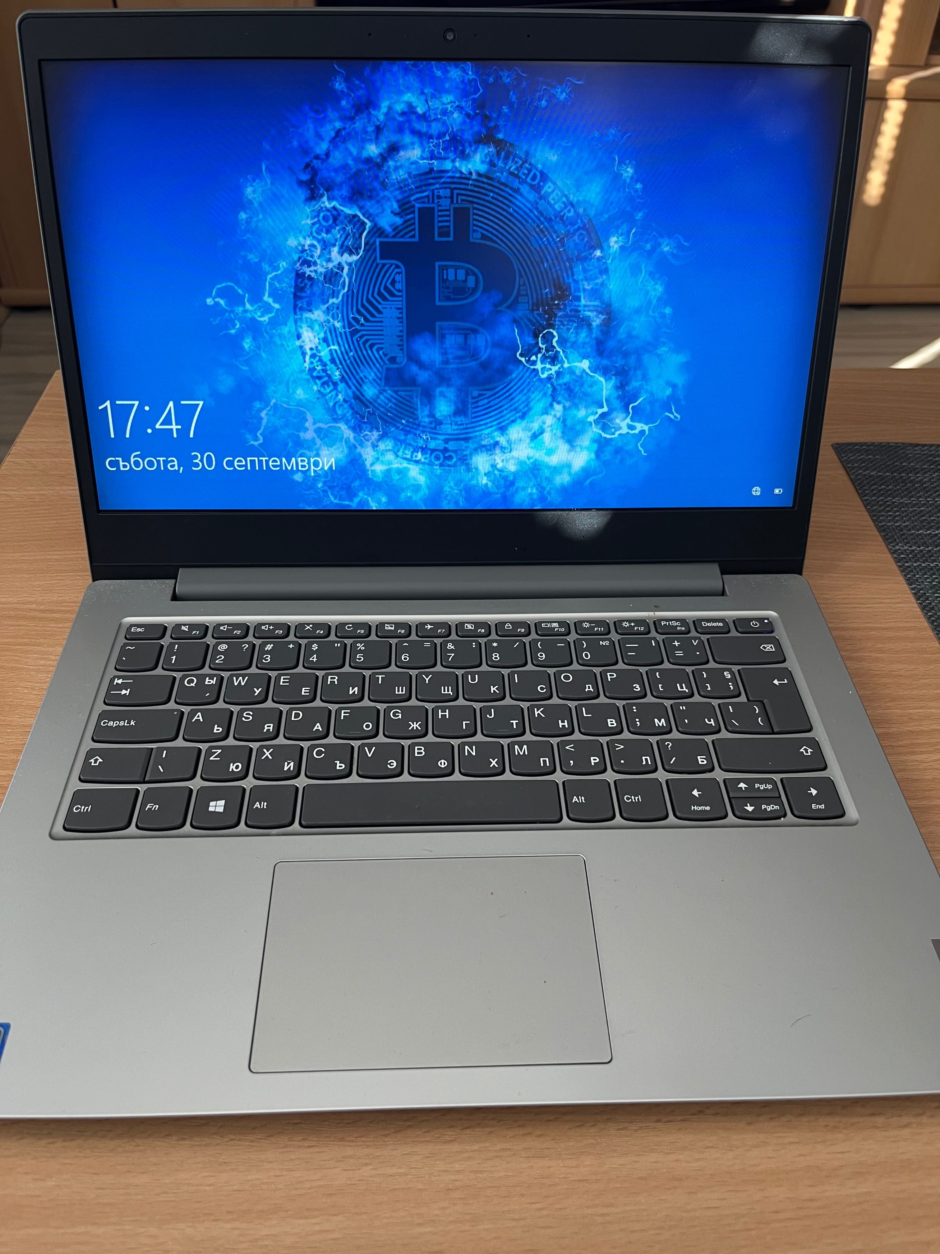 Lenovo ideapad 1