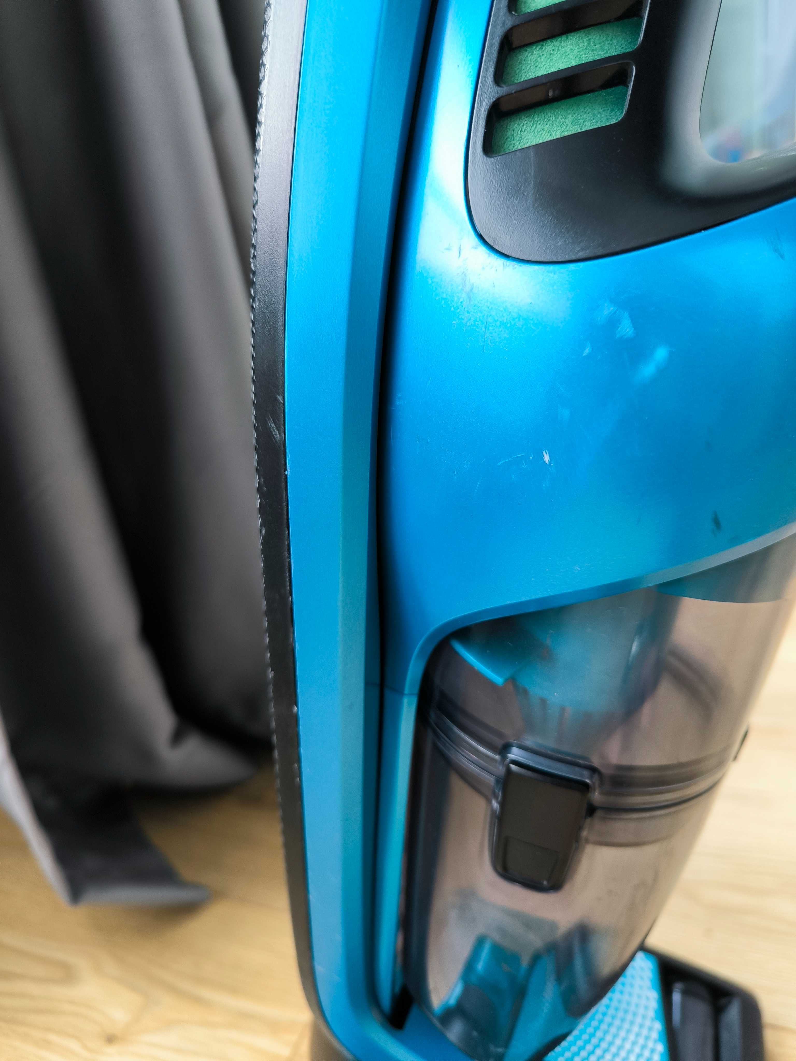 PowerPro Aqua
Безкабелна прахосмукачка за сухо и мокро почистване 3в1