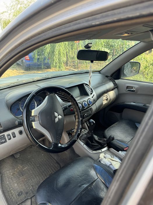 Vand Mitsubishi L200