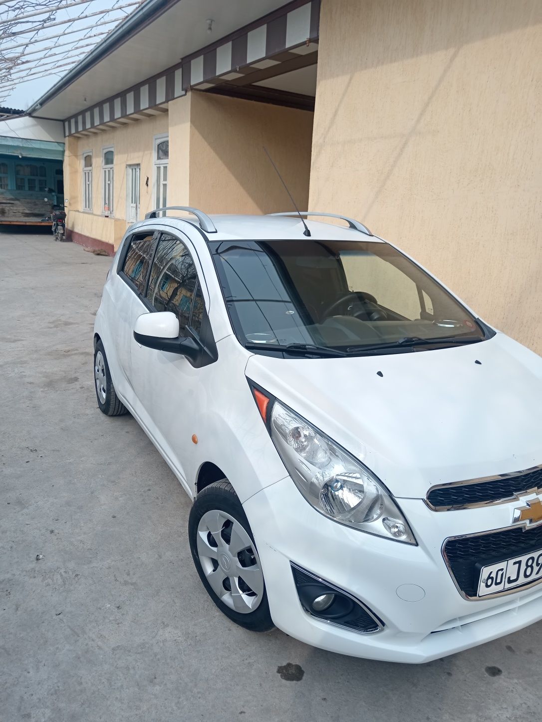 Spark 2011 yil 5500$ kami bor