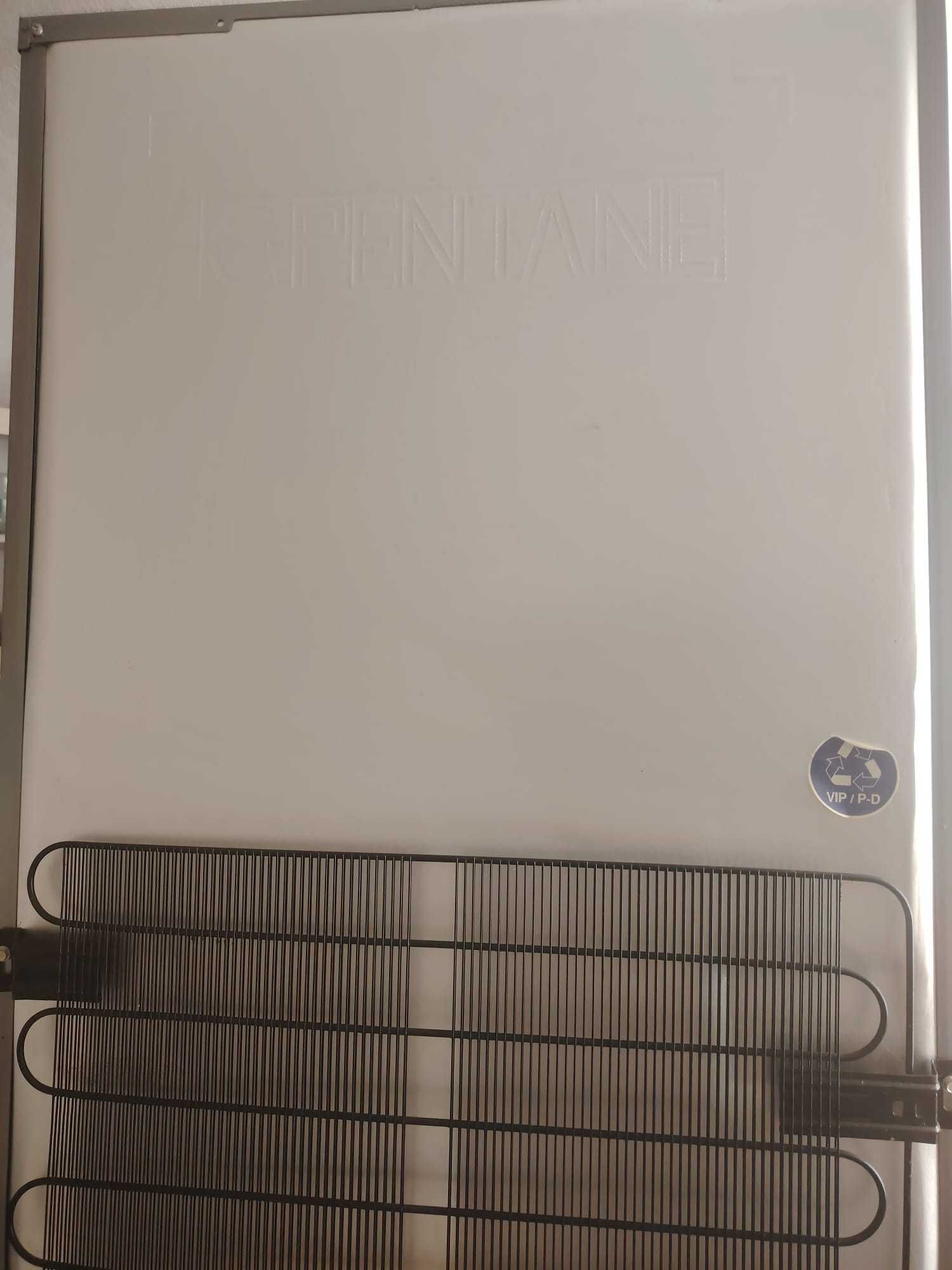 Combina frigorifica Beko  377 l, Clasa A++, Active Fresh Blue Light