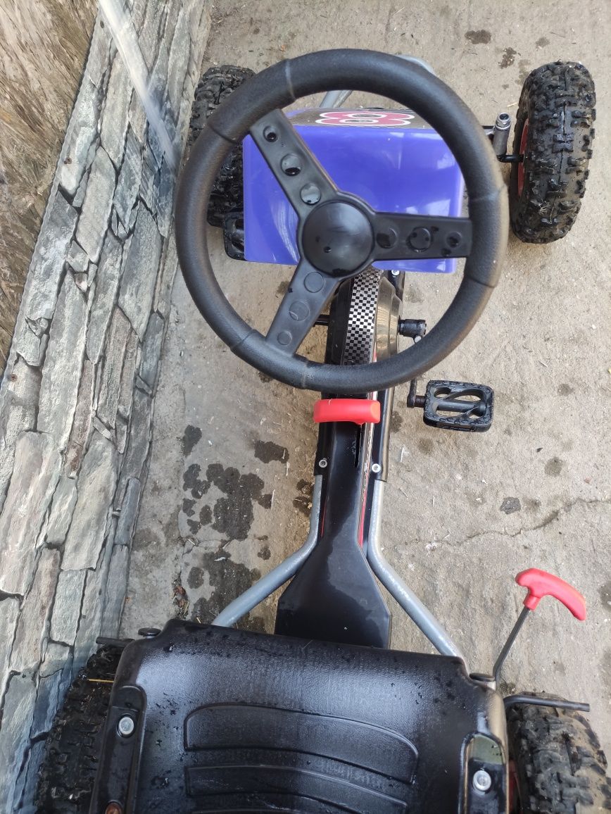 Vând Cart cu pedale