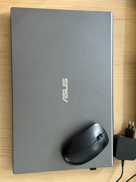 Ноутбук ASUS б/у в хорошем состояние  максимум 5-10 тыс уступка!