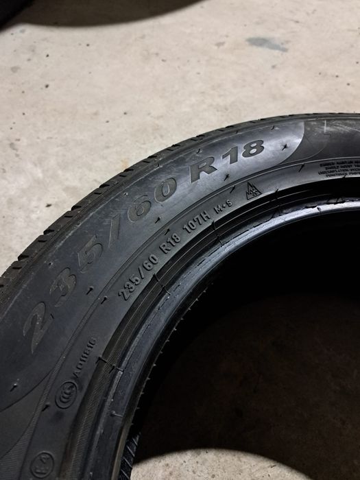 Set 4 anvelope iarnă 235 60 r18 Pirelli