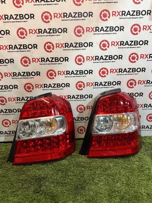 Задние фонари на Тойота Хайландер гибрид / Highlander