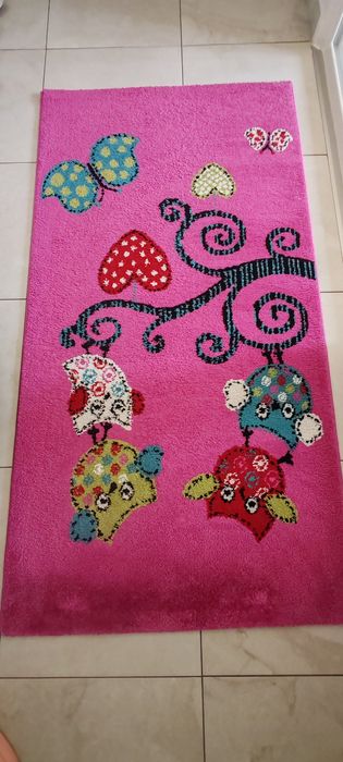 Covor camera fetițe