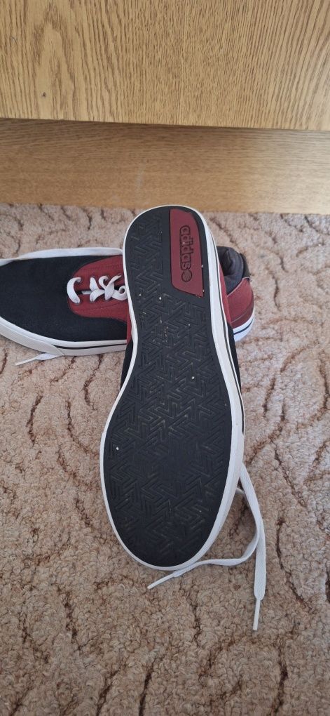 Оувки adidas neo label