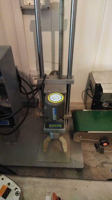 Masini dozat , lichid si solid ,lipire noi si second hand