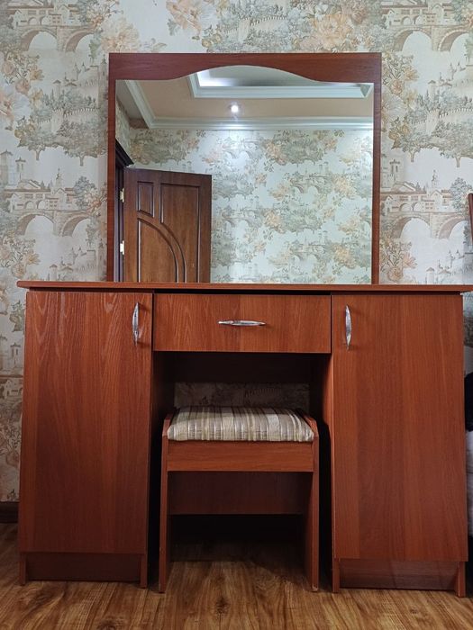 3 в 1 мебель сотилади кровать, книжная полка  ойнали камод