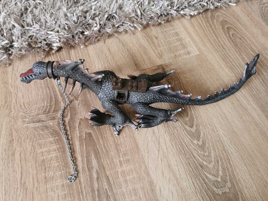 Продавам детски играчки за момче Динозаври, домашни животни