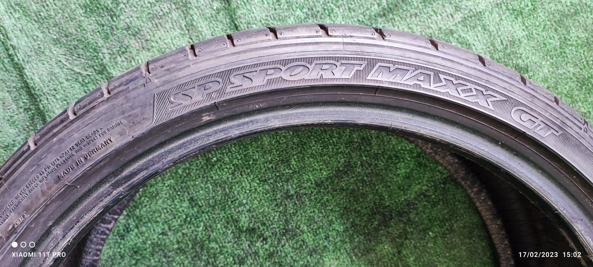 225 35 r19 Dunlop vara