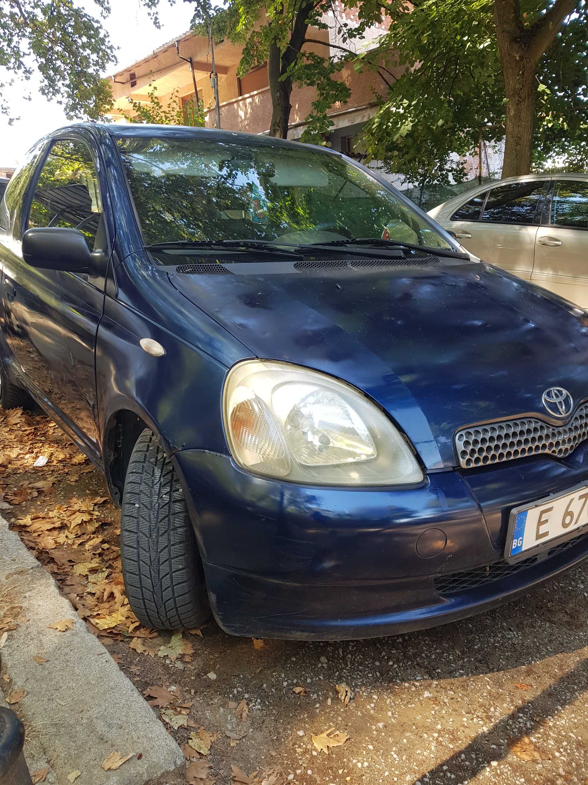 Продавам кола Toyota Yaris