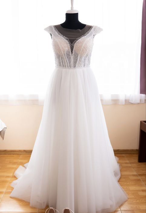 Vand rochie de mireasa