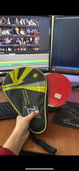 Тенисный ракета