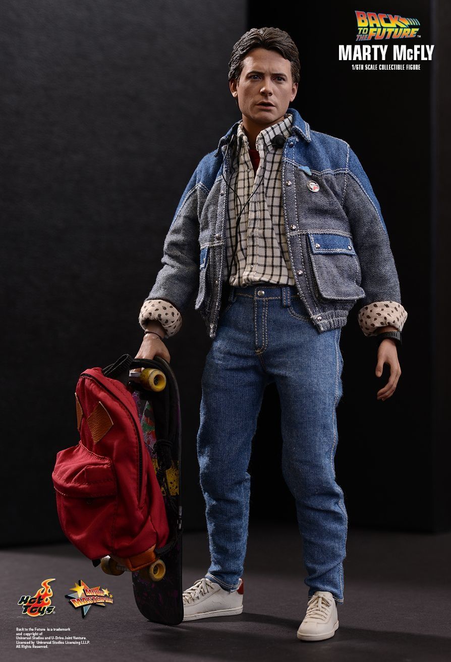 Hot Toys MMS257 Marty McFly Back To The Future