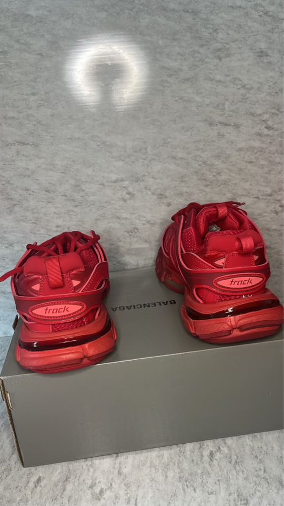 Balenciaga Track RED