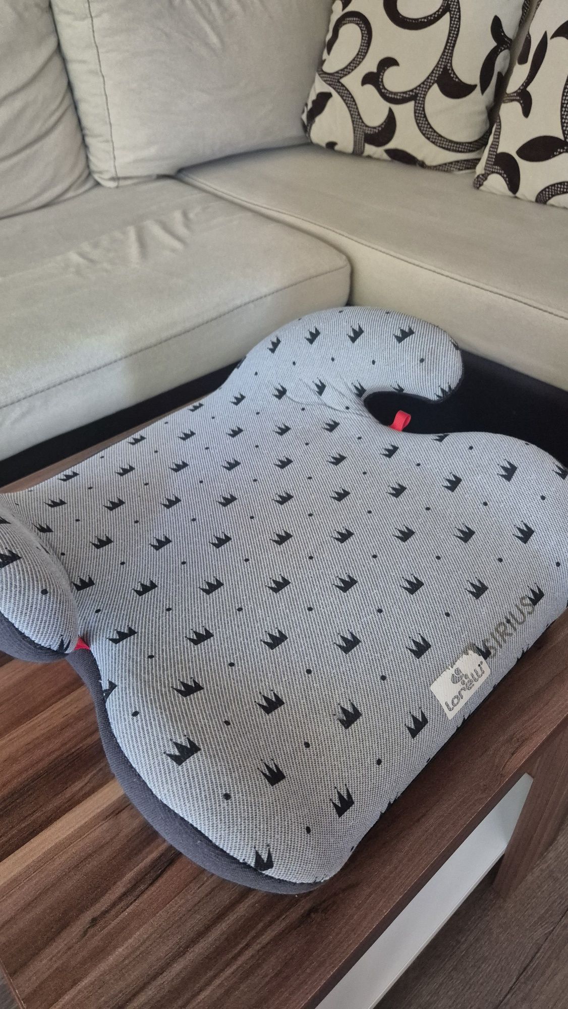Безопасна детска седалка за кола с IsoFix - запазена и чоста
