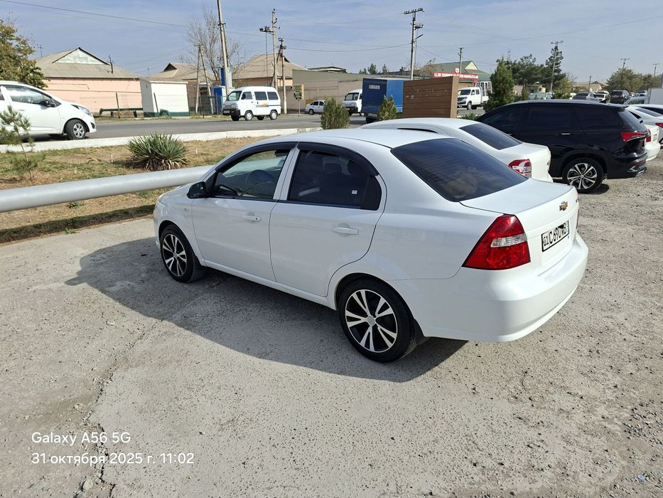 Nexia 3 mexanika srochna naqtga sotiladi