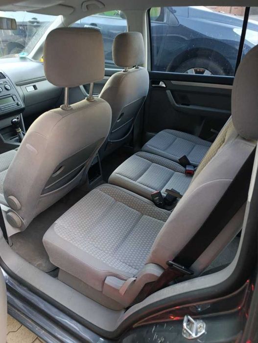 продава се vw touran 1.6 benzin