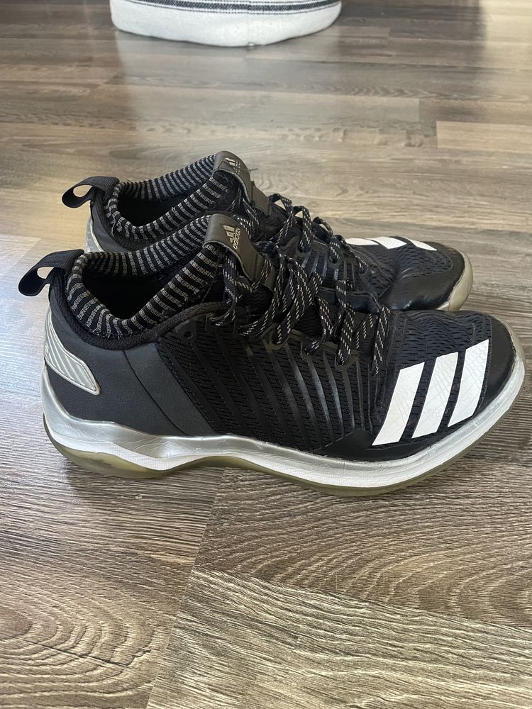 Маратонки Adidas N 40,5