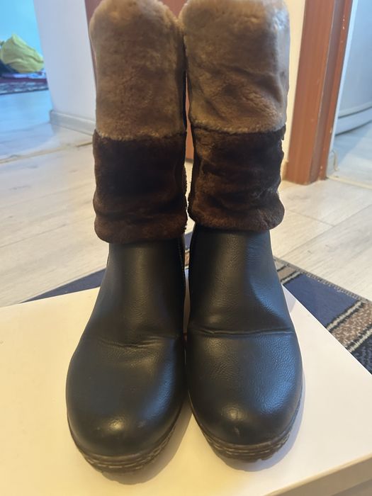 Продам зимние сапожки