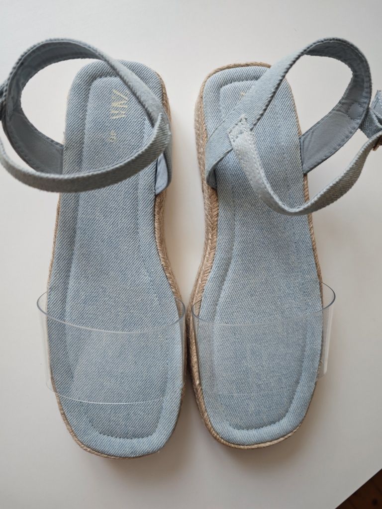 Zara нови сандали от винил и деним, 40