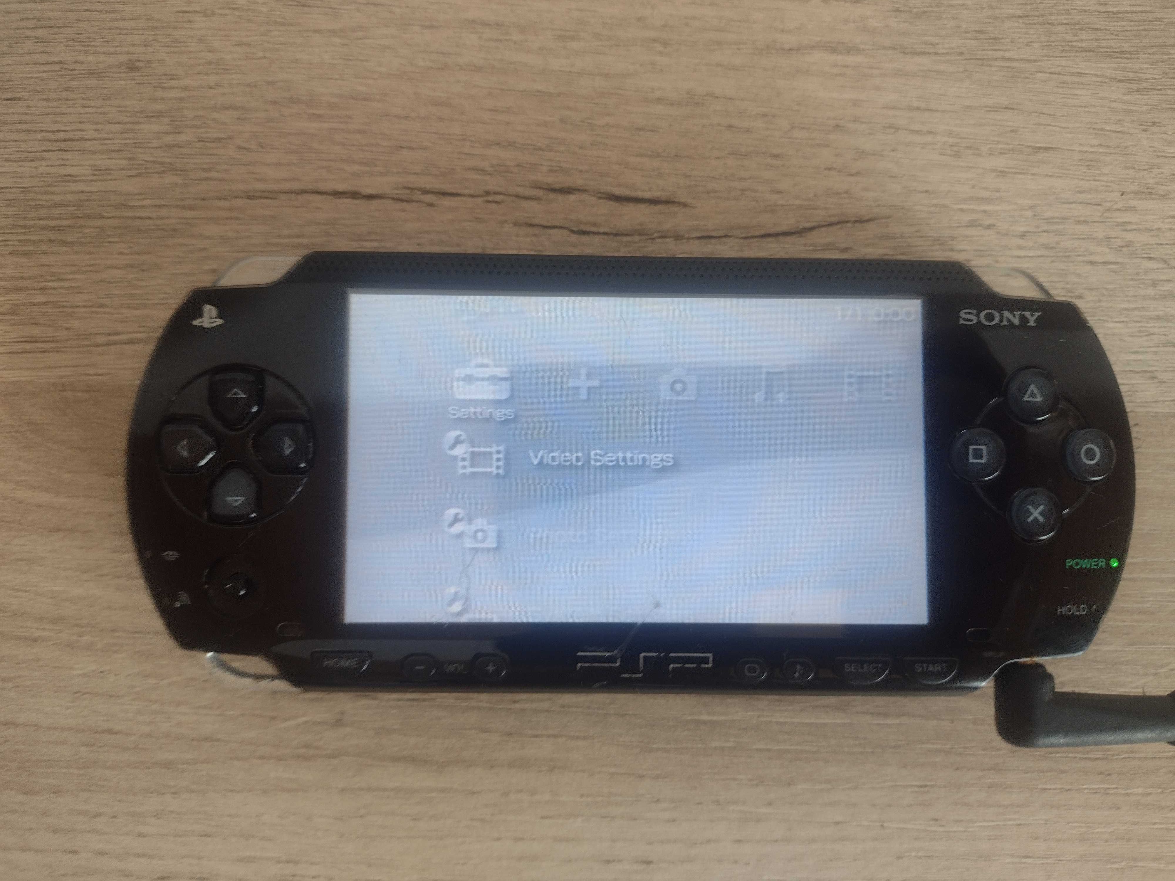 PSP 1003 конзола