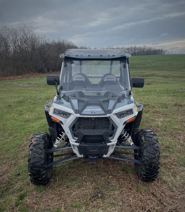 Polaris RZR 1000