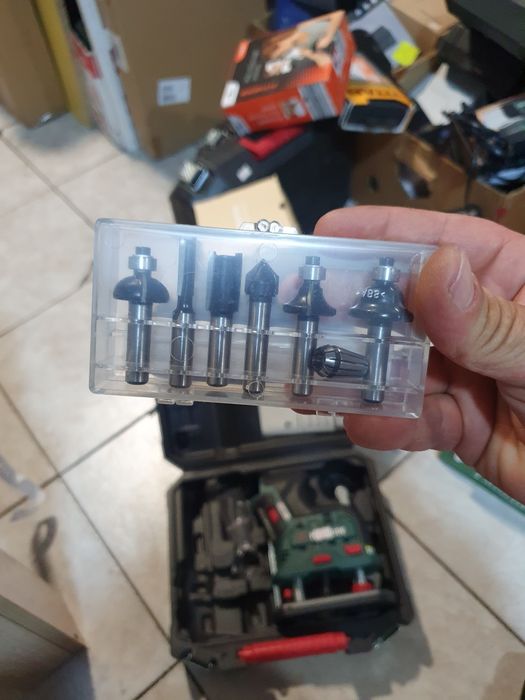 PARKSIDE® 12 V безжична оберфреза»POFA 12 B3«, без батерия и зарядно у