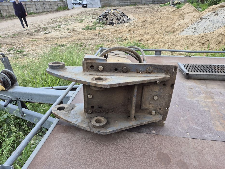 Vand picon/ciocan hidraulic buldoexcavator Caterpillar