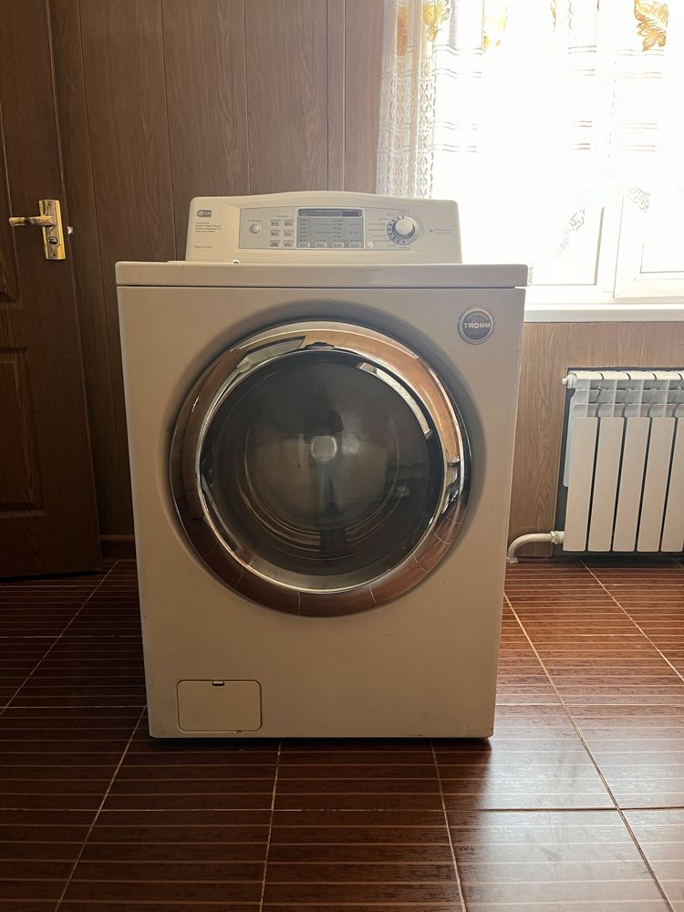 Продам стиральную машину