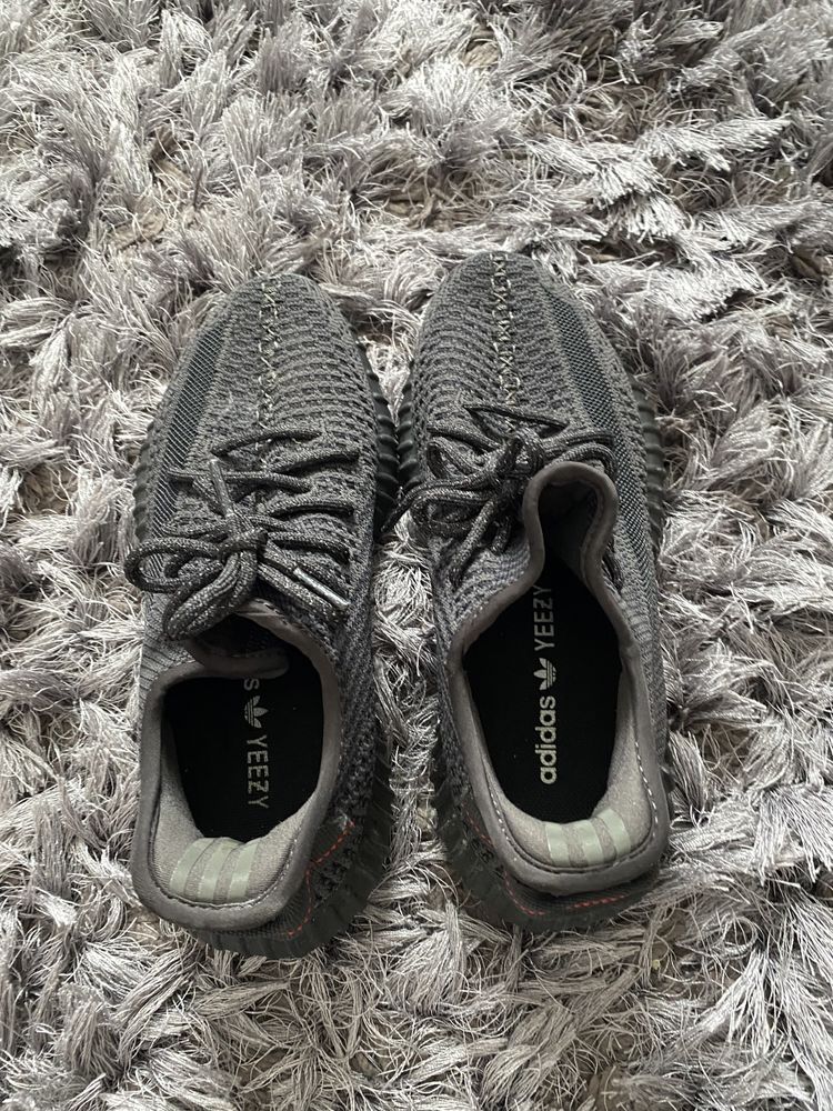 Vand yeezy boost 350 black