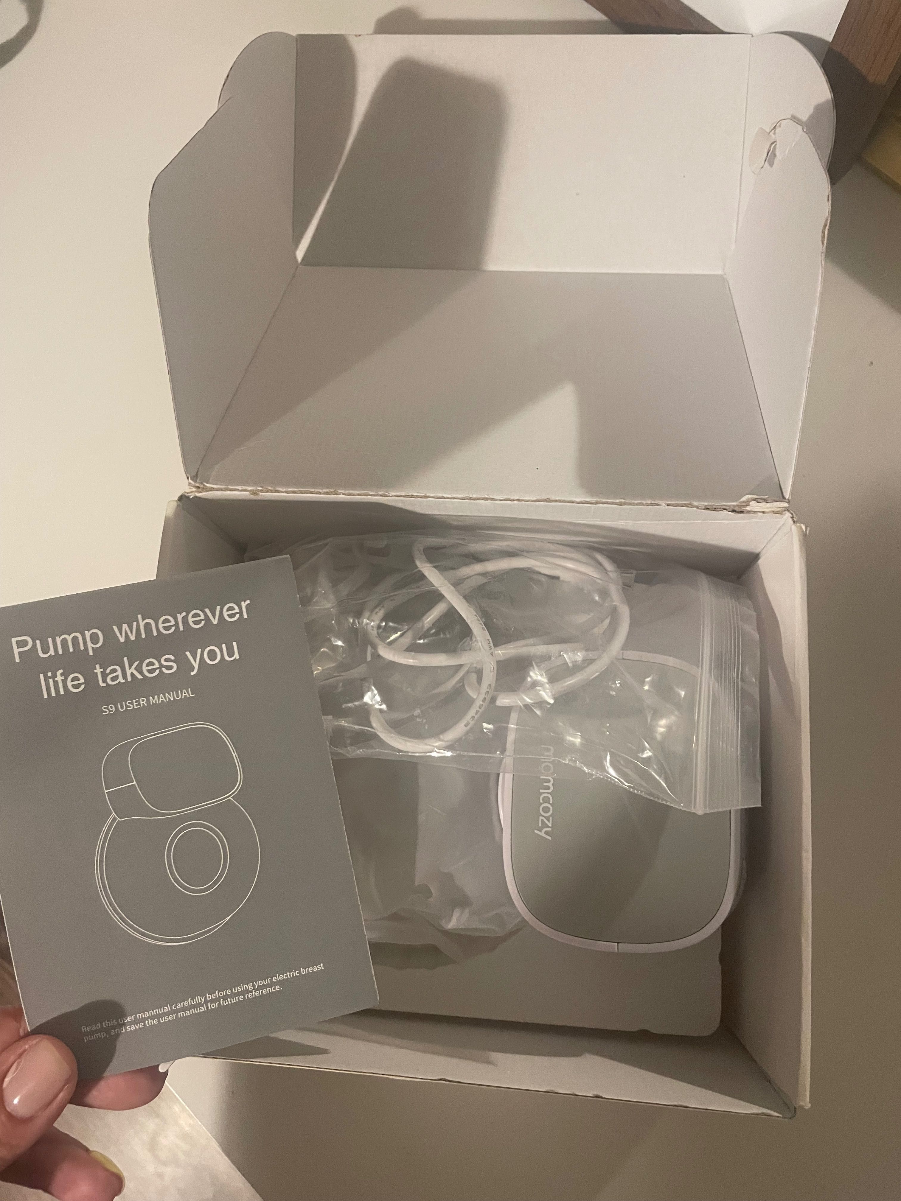 Помпа за кърма hands free Momcozy S9 чисто нова